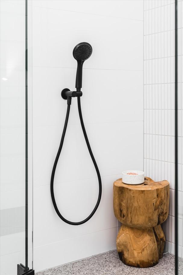 Meir Round 3-Function Hand Shower on Swivel Bracket - Various Colour Finishes