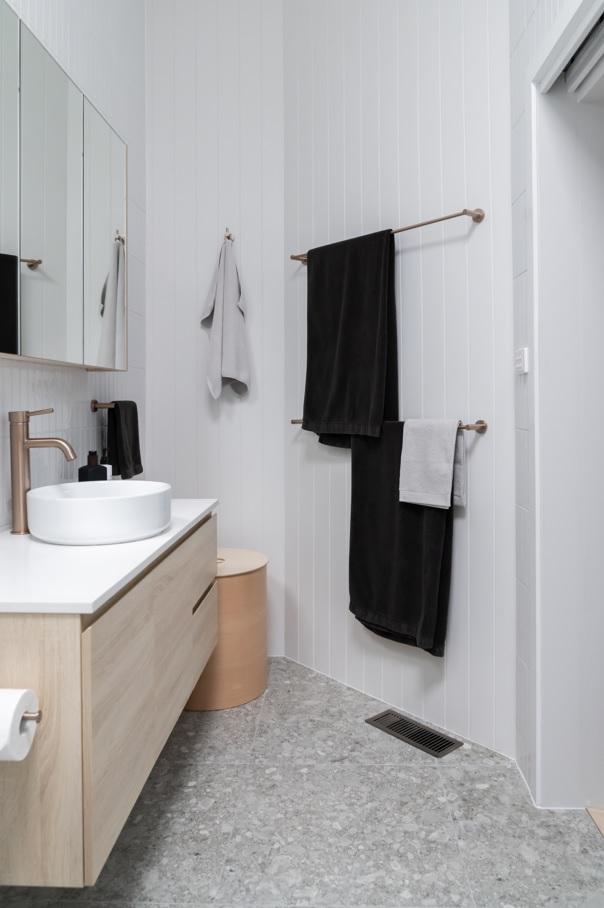 Meir Round Double Towel Rail 900mm - Various Colour Finishes