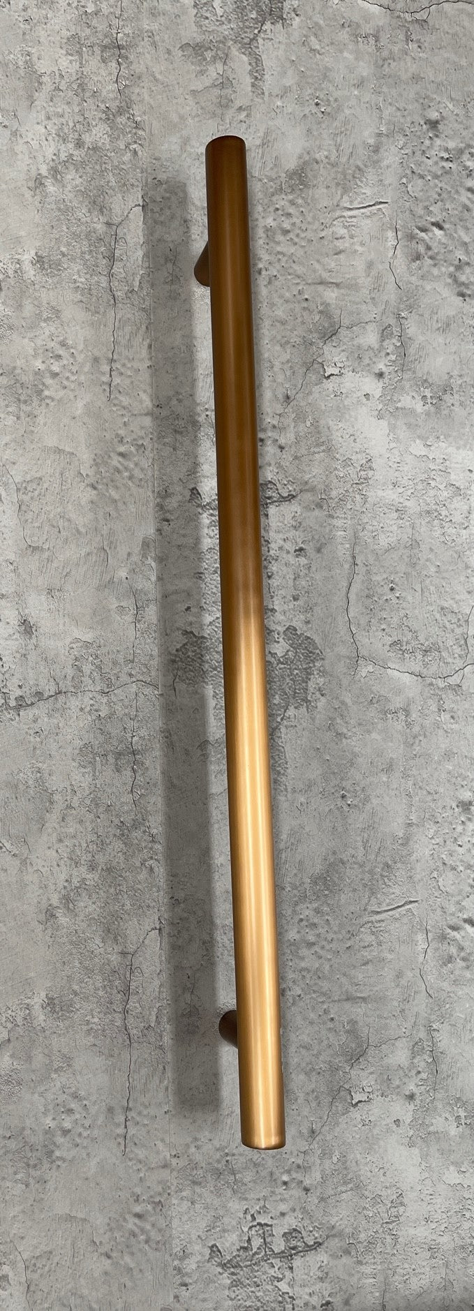 Radiant Single Vertical ROUND Bar Heated Towel Rail 950mm Tall - Various Colour Finishes