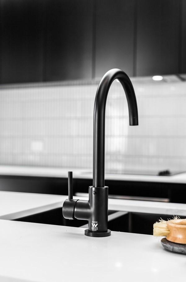 Meir Round Gooseneck Kitchen Mixer Tap - Various Colour Finishes