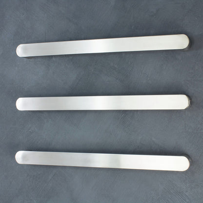 Radiant Single FLAT FACE ROUNDED ENDS Bar Heated Towel Rail Kits (ASPEN) - Various Widths, Colour Finishes and Number of Bars Available