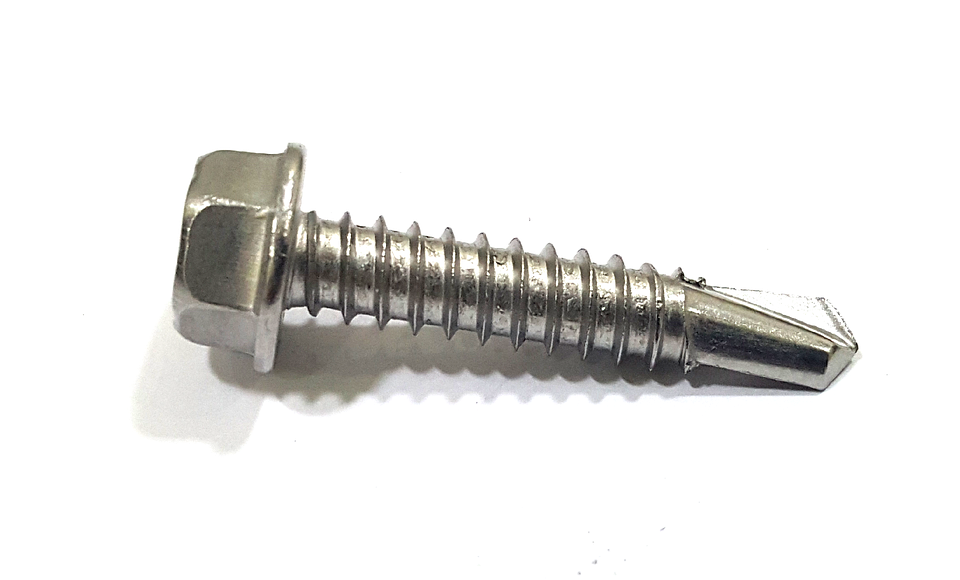 How to Use Roofing Screws: Choosing the Right Size