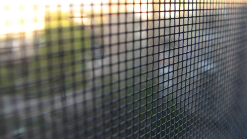 What to consider when choosing a fly mesh screen